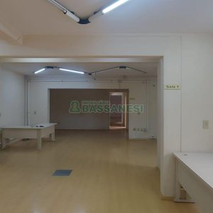 Loja com 780m², no bairro Centro em Caxias do Sul para Alugar ou Comprar