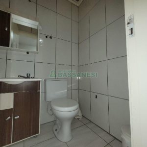 Casa Comercial com 160m², no bairro Santa Catarina em Caxias do Sul para Alugar