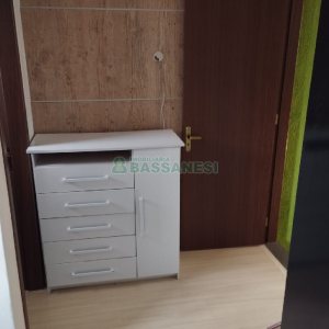 Casa com 77m², 2 dormitórios, 1 vaga, no bairro Salgado Filho em Caxias do Sul para Comprar