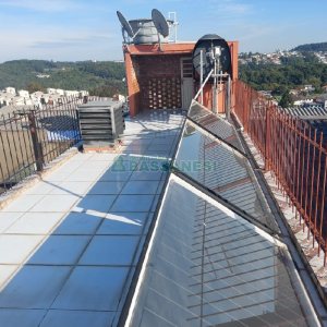 Casa com 256m², 5 dormitórios, 1 vaga, no bairro Esplanada em Caxias do Sul para Comprar