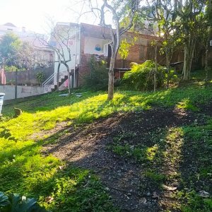 Casa com 60m², 2 dormitórios, 1 vaga, no bairro Rio Branco em Caxias do Sul para Comprar