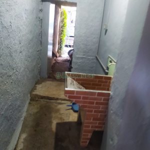 Casa com 60m², 2 dormitórios, 1 vaga, no bairro Rio Branco em Caxias do Sul para Comprar
