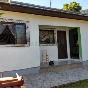 Casa, 3 dormitórios, 1 vaga, no bairro Vila Cristina em Caxias do Sul para Comprar