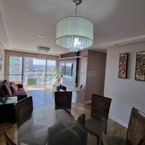Apartamento com 114m², 3 dormitórios, 2 vagas, no bairro Universitário em Caxias do Sul para Comprar
