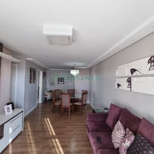 Apartamento com 114m², 3 dormitórios, 2 vagas, no bairro Universitário em Caxias do Sul para Comprar