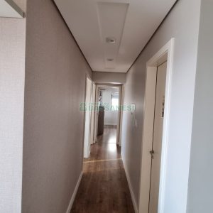 Apartamento com 114m², 3 dormitórios, 2 vagas, no bairro Universitário em Caxias do Sul para Comprar