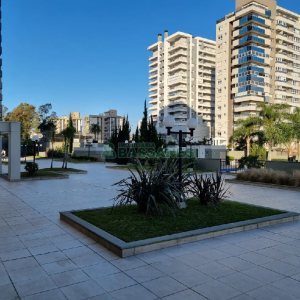 Apartamento com 114m², 3 dormitórios, 2 vagas, no bairro Universitário em Caxias do Sul para Comprar