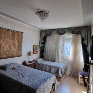 Apartamento com 227m², 3 dormitórios, 1 vaga, no bairro Centro em Caxias do Sul para Comprar