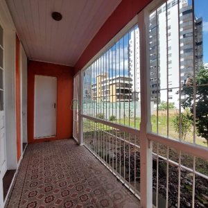 Casa com 120m², 3 dormitórios, 4 vagas, no bairro São Pelegrino em Caxias do Sul para Alugar