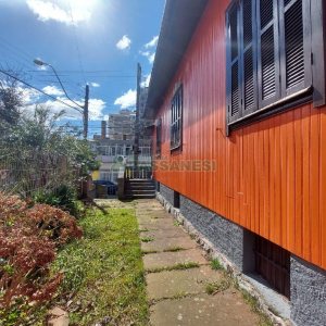 Casa com 120m², 3 dormitórios, 4 vagas, no bairro São Pelegrino em Caxias do Sul para Alugar