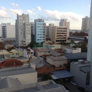 Apartamento com 190m², 3 dormitórios, 2 vagas, no bairro Centro em Caxias do Sul para Comprar