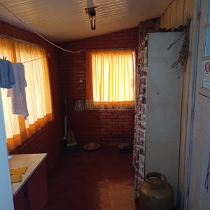 Casa com 90m², 2 dormitórios, 1 vaga, no bairro Kayser em Caxias do Sul para Comprar