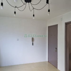 Apartamento com 83m², 3 dormitórios, 1 vaga, no bairro São Ciro em Caxias do Sul para Comprar