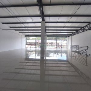 Sala com 150m², no bairro São Victor COHAB em Caxias do Sul para Alugar