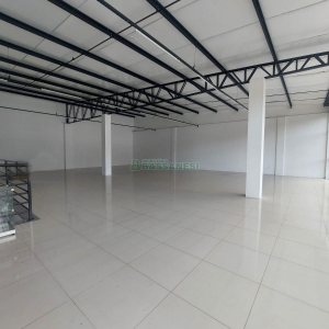 Sala com 150m², no bairro São Victor COHAB em Caxias do Sul para Alugar
