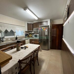 Casa com 282m², 3 dormitórios, 3 vagas, no bairro Interlagos em Caxias do Sul para Comprar