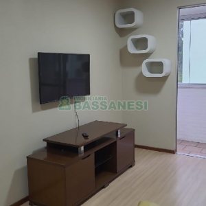 Apto Mobiliado com 70m², 2 dormitórios, 1 vaga, no bairro Lourdes em Caxias do Sul para Alugar