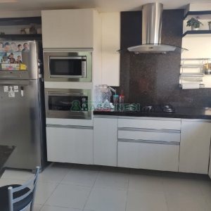 Apartamento com 129m², 3 dormitórios, 2 vagas, no bairro Lourdes em Caxias do Sul para Comprar