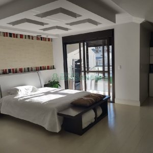 Apartamento com 129m², 3 dormitórios, 2 vagas, no bairro Lourdes em Caxias do Sul para Comprar