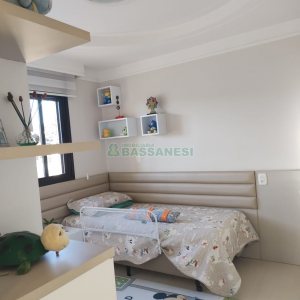 Apartamento com 129m², 3 dormitórios, 2 vagas, no bairro Lourdes em Caxias do Sul para Comprar