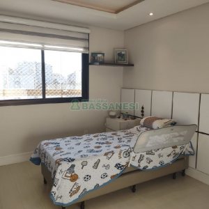 Apartamento com 129m², 3 dormitórios, 2 vagas, no bairro Lourdes em Caxias do Sul para Comprar