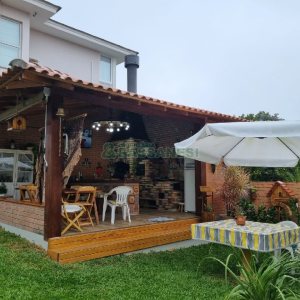 Casa com 229m², 3 dormitórios, 1 vaga, no bairro Cinqüentenário em Caxias do Sul para Comprar