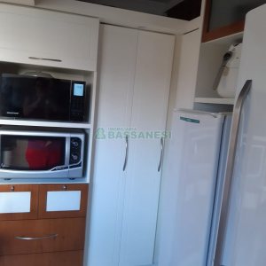 Casa com 256m², 4 dormitórios, 1 vaga, no bairro Santa Catarina em Caxias do Sul para Comprar