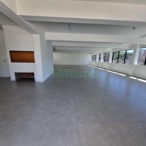 Sala com 250m², no bairro Centro em Caxias do Sul para Alugar