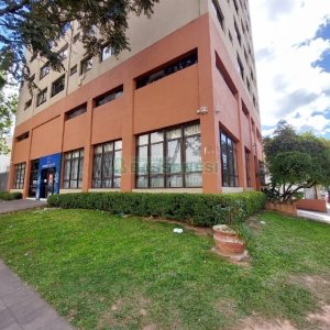 Loja com 600m², no bairro São Pelegrino em Caxias do Sul para Alugar