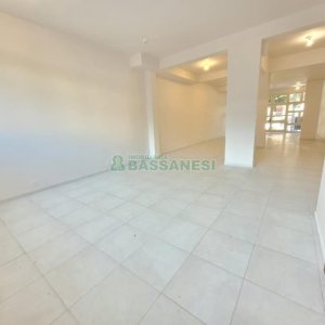 Loja com 130m², no bairro Centro em Caxias do Sul para Alugar