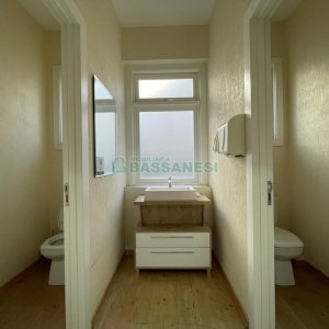 Loja com 822m², no bairro São Pelegrino em Caxias do Sul para Alugar