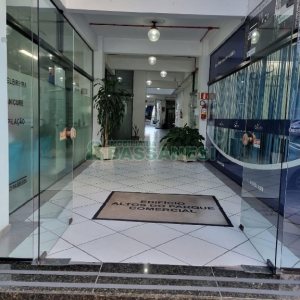 Loja com 36m², no bairro Centro em Caxias do Sul para Alugar ou Comprar