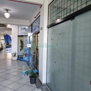 Loja com 36m², no bairro Centro em Caxias do Sul para Alugar ou Comprar