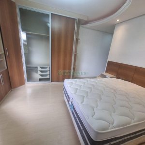 Apartamento com 75m², 3 dormitórios, 2 vagas, no bairro Saint Etienne em Caxias do Sul para Alugar