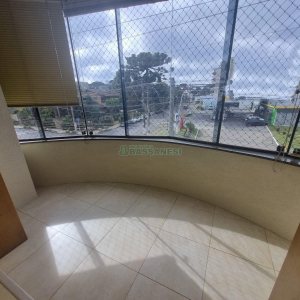 Apartamento com 75m², 3 dormitórios, 2 vagas, no bairro Saint Etienne em Caxias do Sul para Alugar