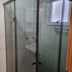 Apartamento com 55m², 2 dormitórios, 1 vaga, no bairro São Victor COHAB em Caxias do Sul para Comprar