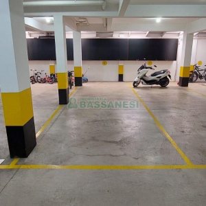 Apto Mobiliado com 93m², 3 dormitórios, 1 vaga, no bairro Charqueadas em Caxias do Sul para Alugar