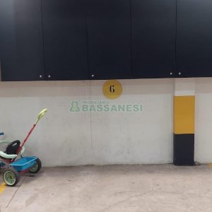 Apto Mobiliado com 93m², 3 dormitórios, 1 vaga, no bairro Charqueadas em Caxias do Sul para Alugar
