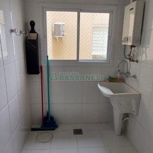 Apto Mobiliado com 93m², 3 dormitórios, 1 vaga, no bairro Charqueadas em Caxias do Sul para Alugar