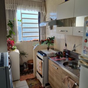 Apartamento com 57m², 2 dormitórios, 1 vaga, no bairro Jardim América em Caxias do Sul para Comprar