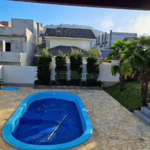 Casa com 114m², 3 dormitórios, 1 vaga, no bairro São Luiz em Caxias do Sul para Comprar