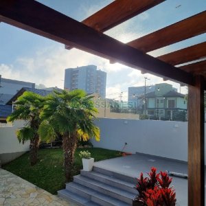 Casa com 114m², 3 dormitórios, 1 vaga, no bairro São Luiz em Caxias do Sul para Comprar