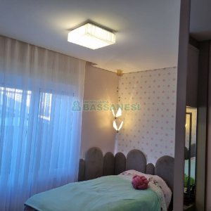 Casa com 114m², 3 dormitórios, 1 vaga, no bairro São Luiz em Caxias do Sul para Comprar