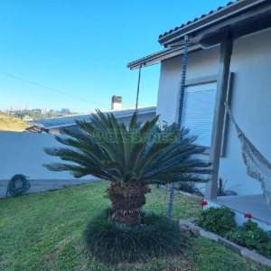 Casa com 114m², 3 dormitórios, 1 vaga, no bairro São Luiz em Caxias do Sul para Comprar