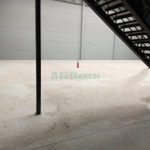 Pavilhão com 670m², no bairro Centenário em Caxias do Sul para Alugar