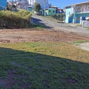 Pavilhão com 670m², no bairro Centenário em Caxias do Sul para Alugar