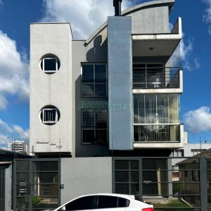 Apartamento com 96m², 2 dormitórios, 2 vagas, no bairro Petrópolis em Caxias do Sul para Comprar