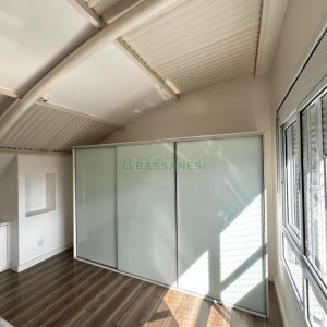 Apartamento com 96m², 2 dormitórios, 2 vagas, no bairro Petrópolis em Caxias do Sul para Comprar