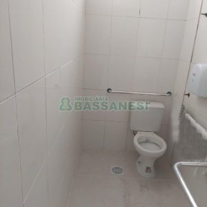 Pavilhão com 480m², no bairro Santa Fé em Caxias do Sul para Alugar