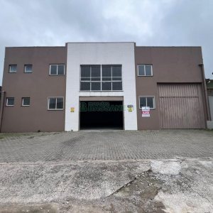 Pavilhão com 480m², no bairro Santa Fé em Caxias do Sul para Alugar